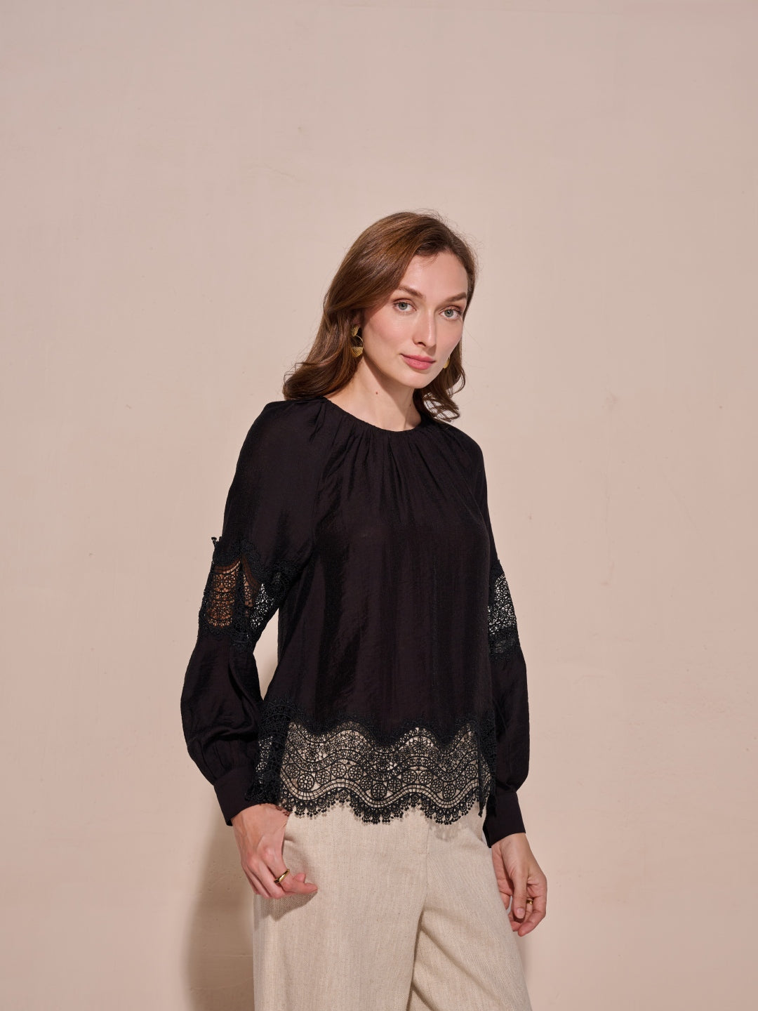 Amber Lace Top