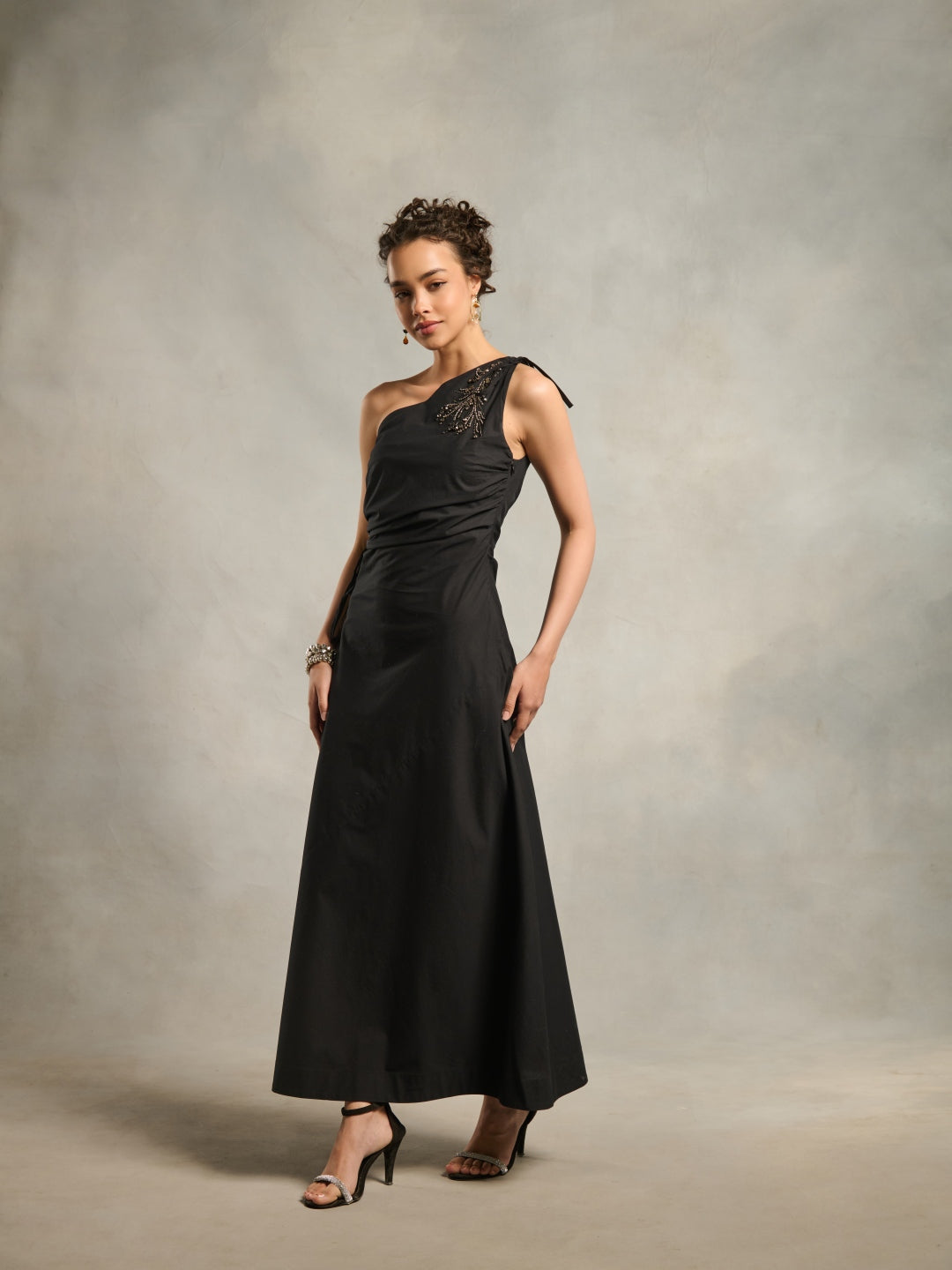 Amanda One Shoulder Maxi
